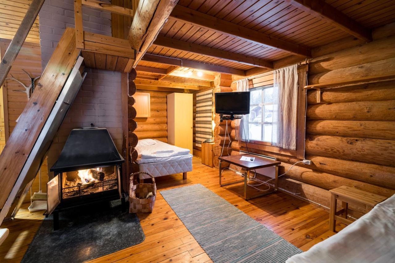 Peurasuvanto Moekit & Camping Ngoại thất bức ảnh