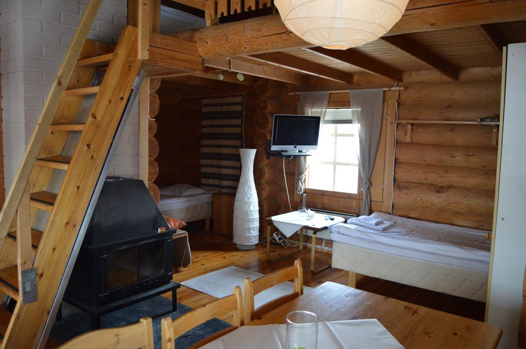 Peurasuvanto Moekit & Camping Ngoại thất bức ảnh